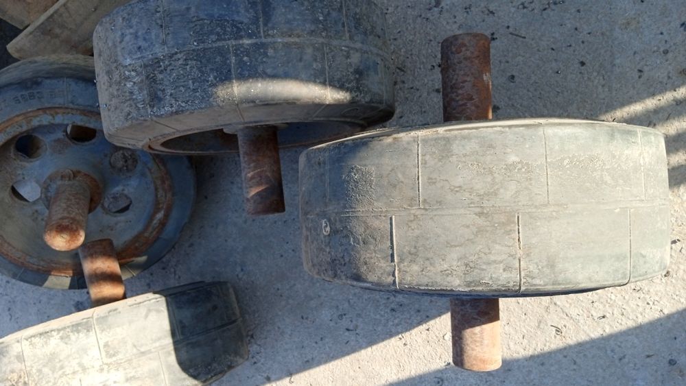 rezina g'ildirak
Резиновое колесо зубофрезерный станок

Ташкент