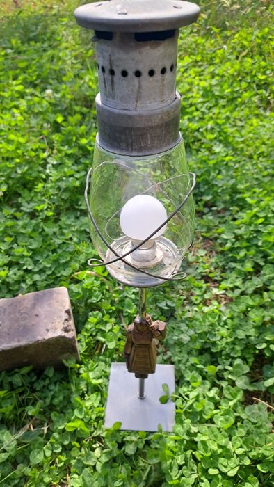 Изработвам лампи