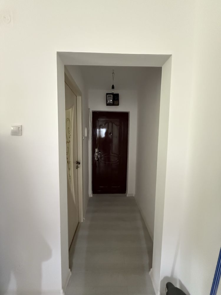 Apartament 2 camere de vanzare / Piata Reşita ( Berceni )