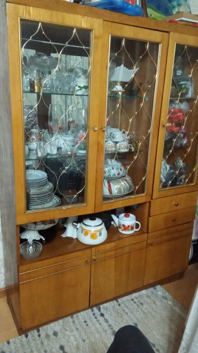 Срочно продам мебель,  хорошим состояние