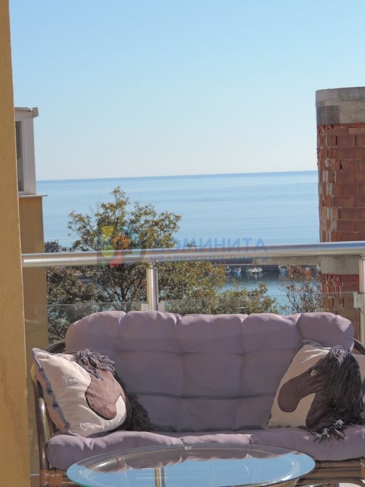 Обзаведен двустаен, с гледка море, гр.Китен 72m²