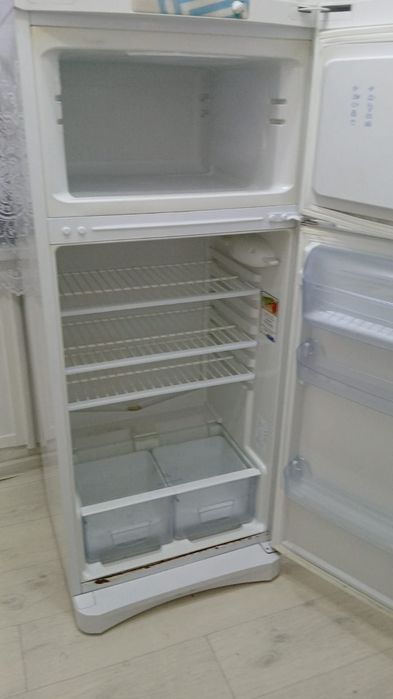 Холодилник сатылады срочна