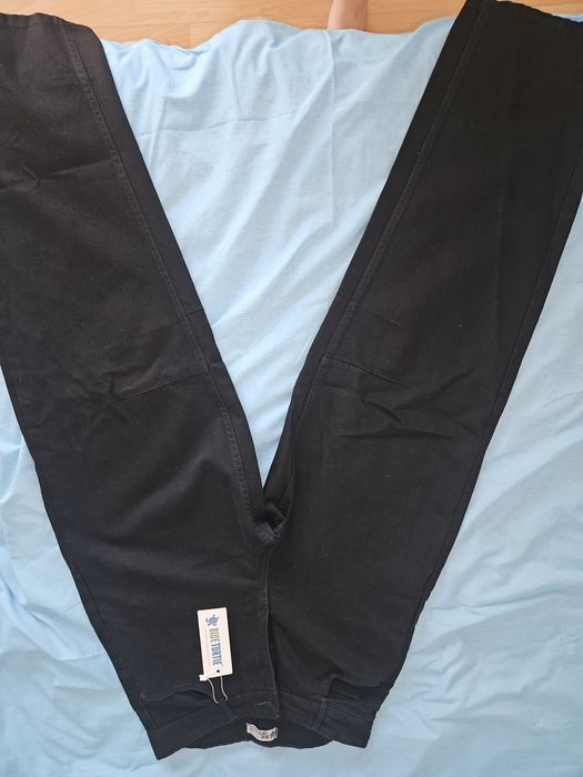 Blugi dama, cu eticheta