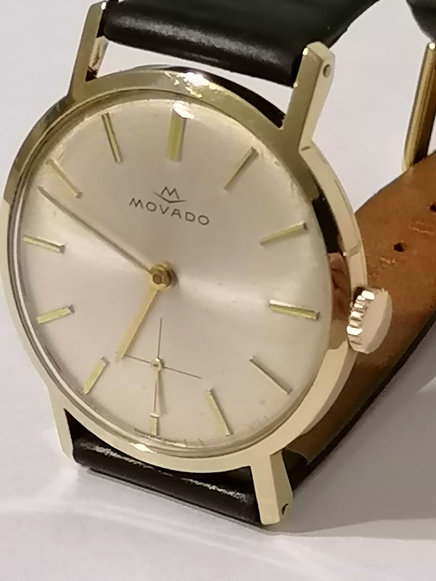 Ceas de Aur 14 K Movado