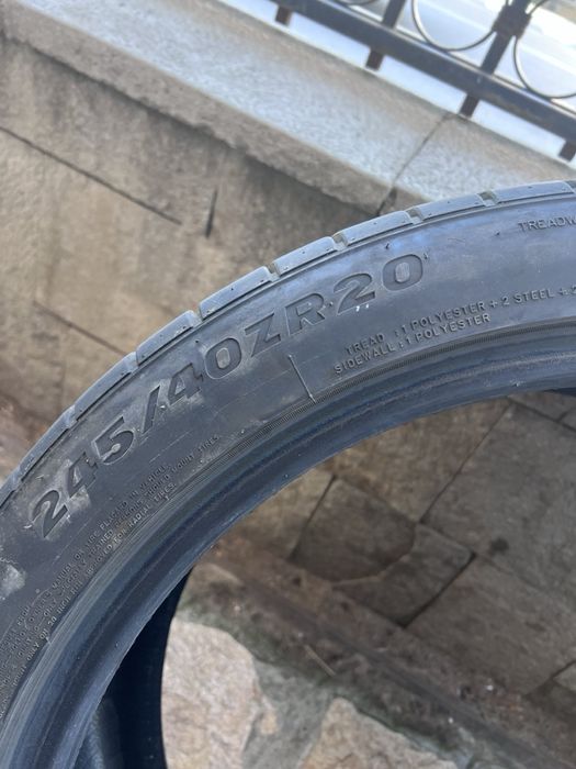 Гуми за BMW 275/35ZR20