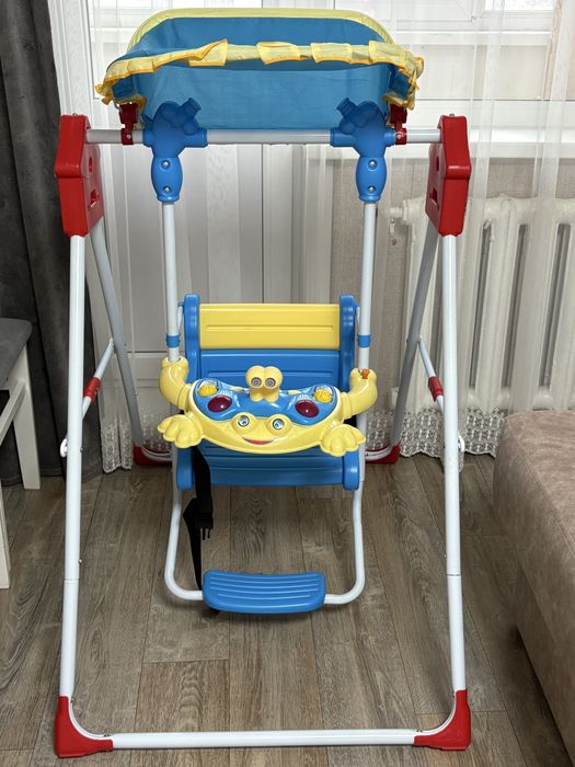 Продам качели состояние нового