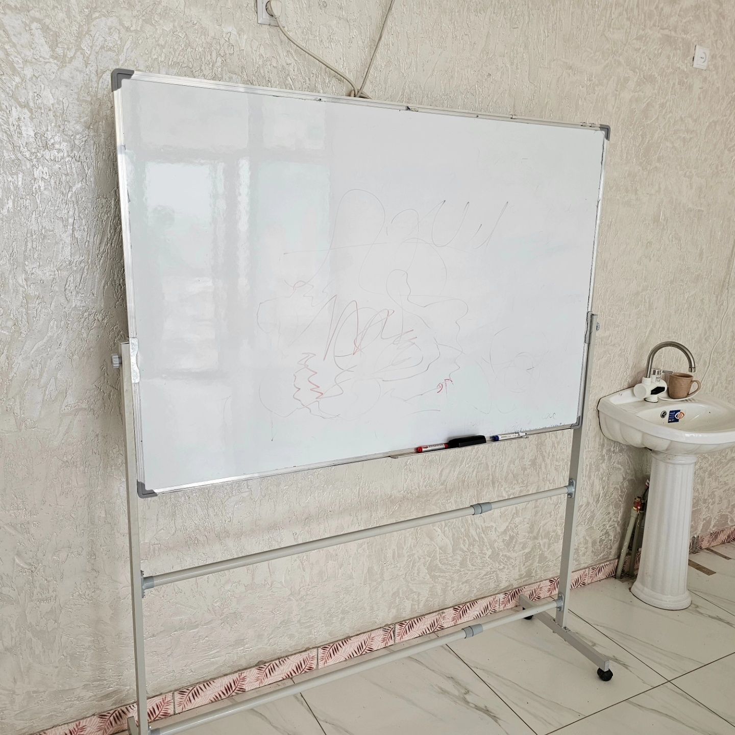 Шифонер кроват стол парталар