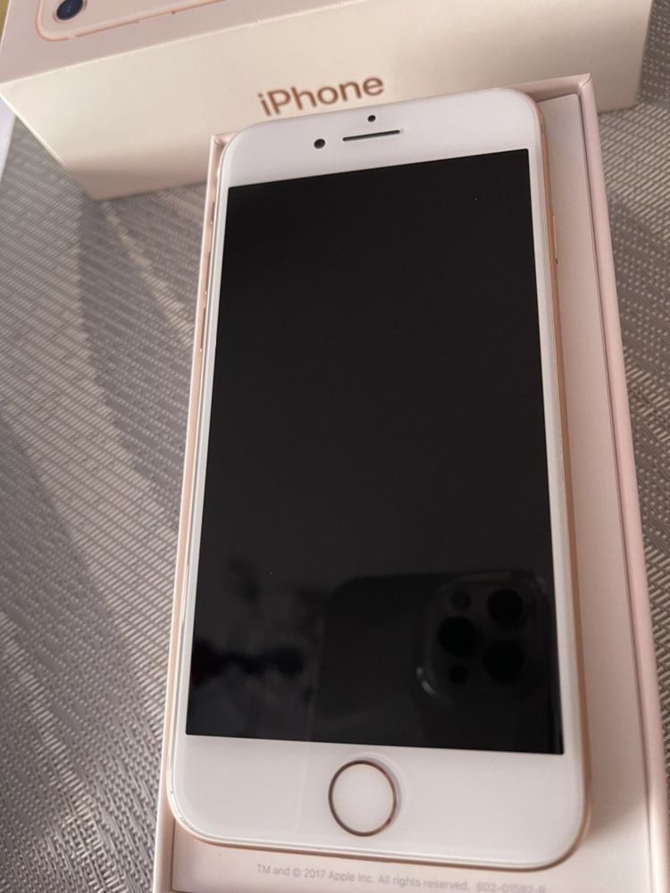 Iphone 8 64 GB rose gold