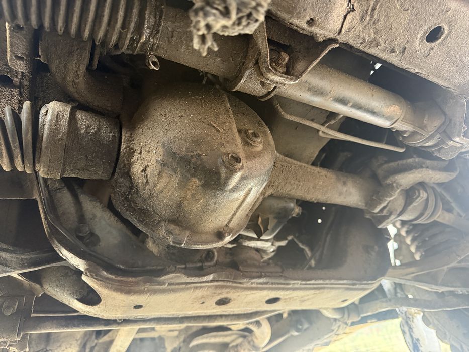 Grup / carcasa grup fonta Suzuki Grand Vitara 2.0D mazda