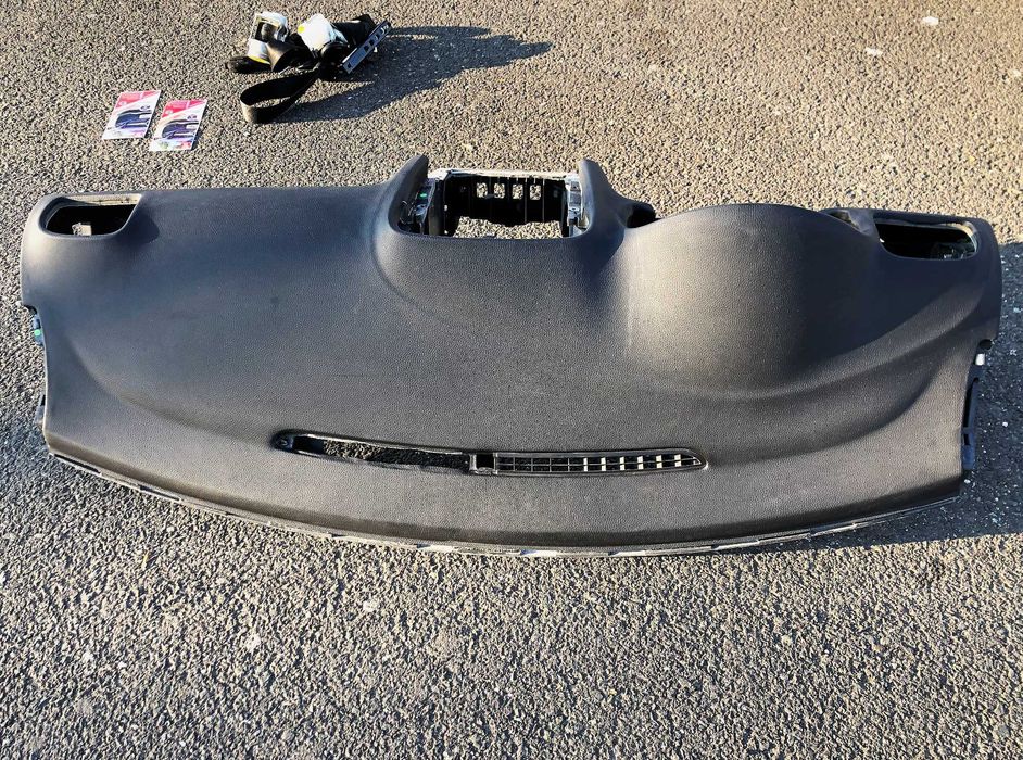 Volkswagen golf 6 VI pt orice model VW kit airbag  plansa bord centuri