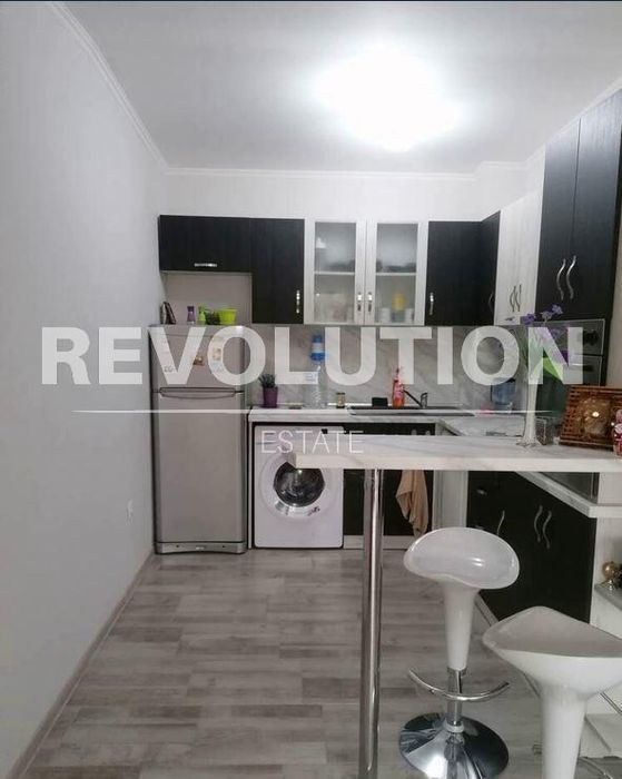 Дава се под наем Двустаен апартамент в Варна, Аспарухово - 55 кв.м за 325 € - Снимка #3