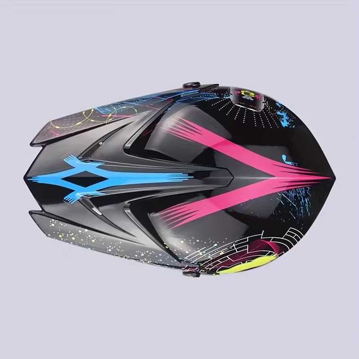 Детска кросова каска 168126