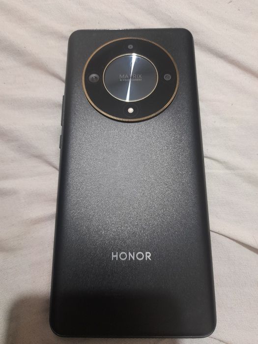 Xonor x9b 5 g  garantiya beriladi