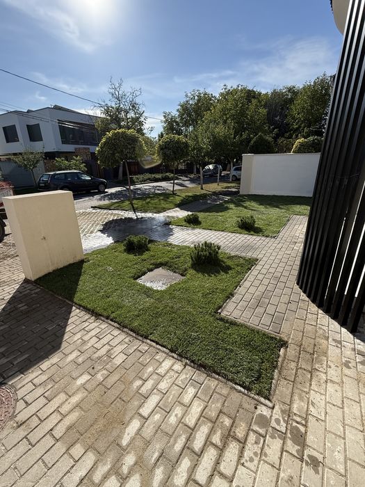 Amenajari spati verzi , rulouri de gazon , drenaje .