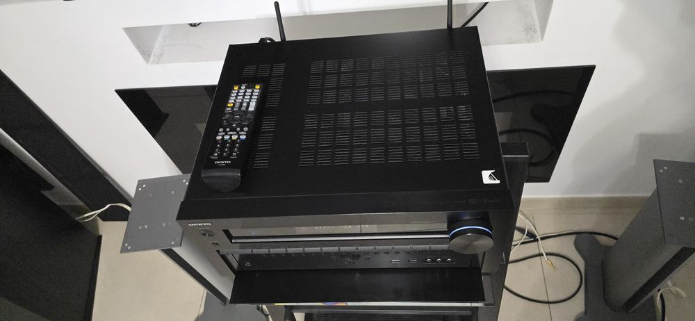 Receiver 7.2 Onkyo TX-NR838 Dolby Atmos Wifi Bluetooth 130w