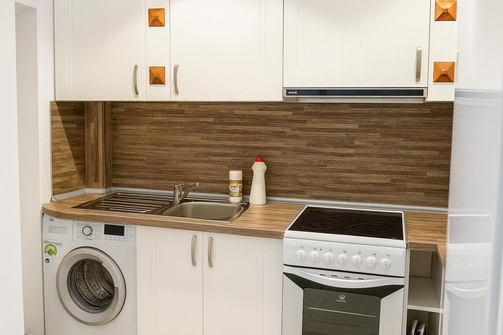 Едностаен апартамент под наем в Център