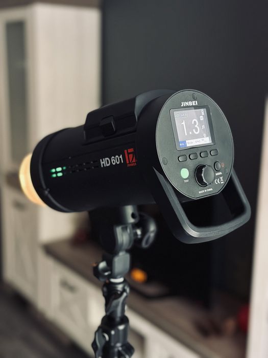 Автономный импульсный осветитель Jinbei HD-601 HSS Battery Flash