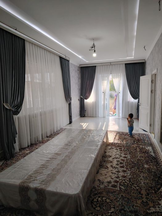 Срочно продаётся дом двух этаж-й в Янги Ташкент ховли сотилади 6 сотох