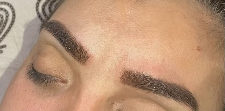 Micropigmentare sprancene