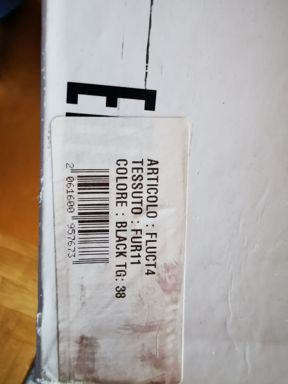 Ботуши Guess чисто нови 38 номер