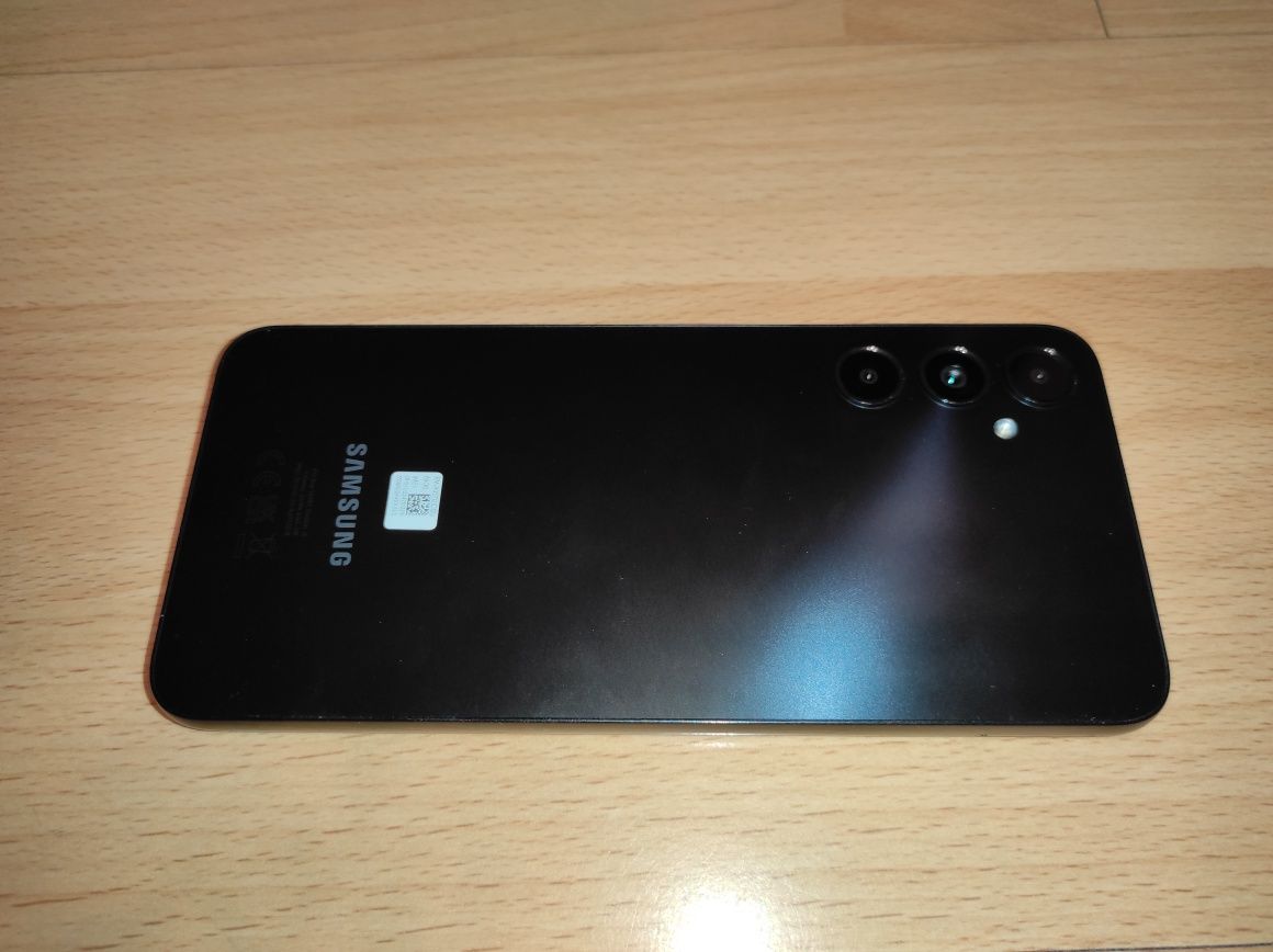Samsung A05s 64GB, черен, 3г гаранция, чисто нов