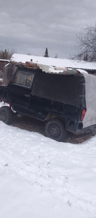 Продам ЛУАЗ, один на ходу, от второго только кузов