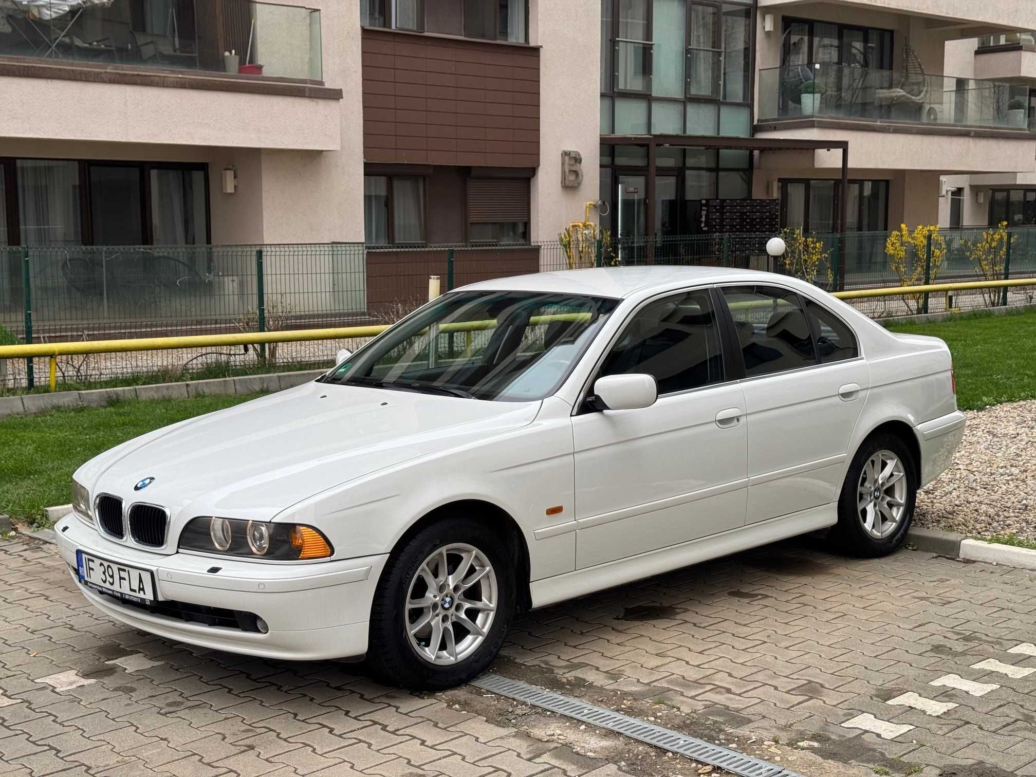 BMW E39 520i / 170 CP / Cutie automata / Model 2001