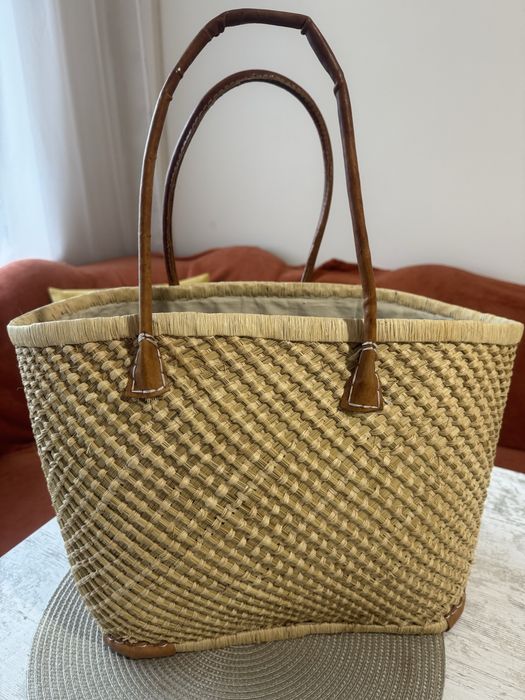 Плажна чанта от естествена слама