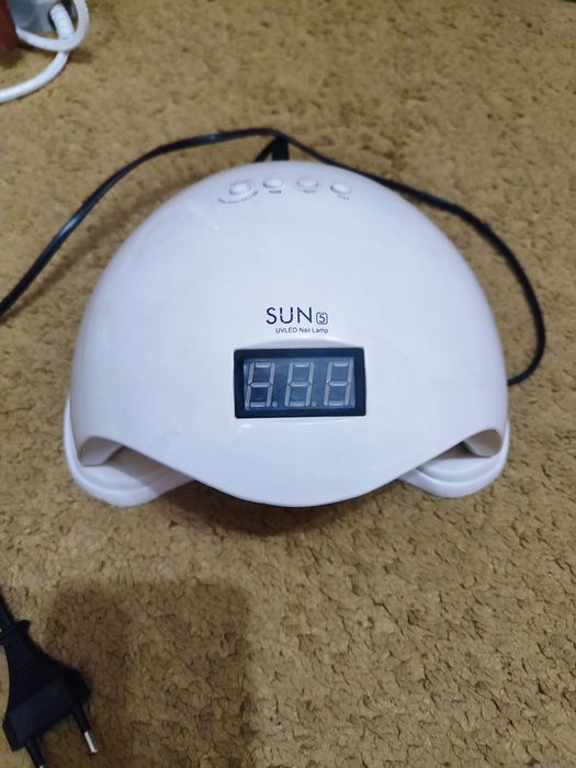 Продам лампу для сушки ногтей