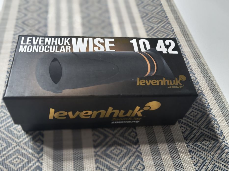 Ofertă Monoclu Levenhuk Wise Plus 10×42