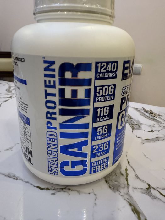 Спорьивное питание Гейнер новый 2.7кг для набора массы