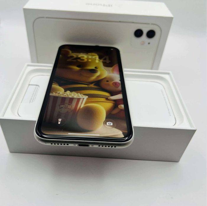 Vand /Schimb IPhone 11 White Impecabil 128 GB