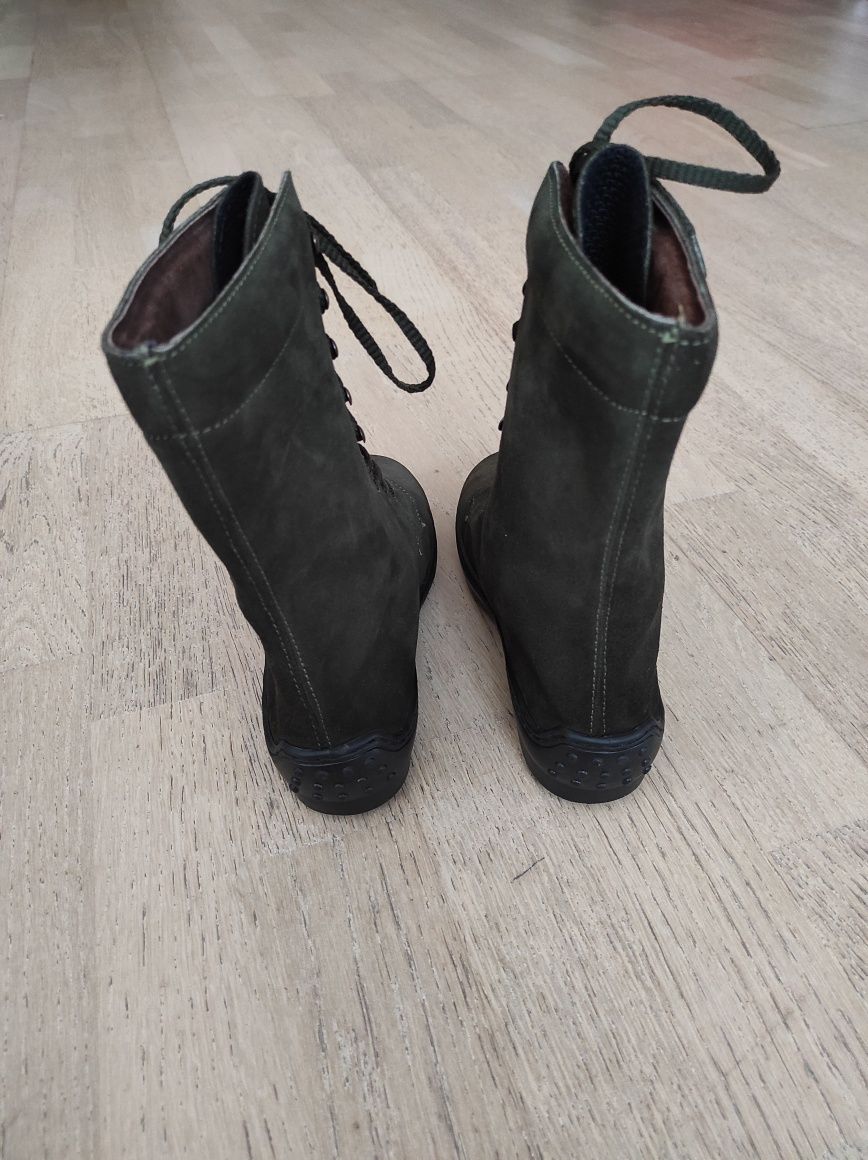 Botine piele intoarsa (suede)