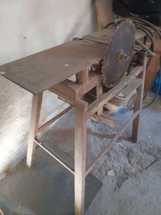 Circular pentru tăiat lemne ,380 volti