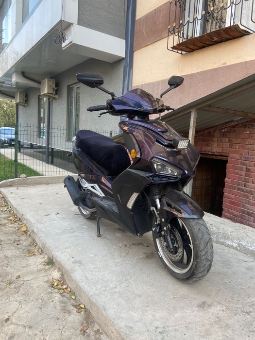 Italia r2 benzinli skuter 150cc