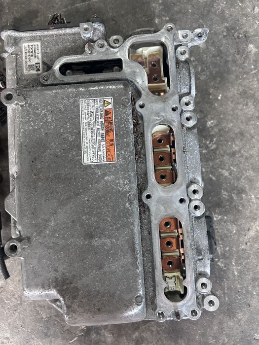 Invertor Toyota Auris Hybrid