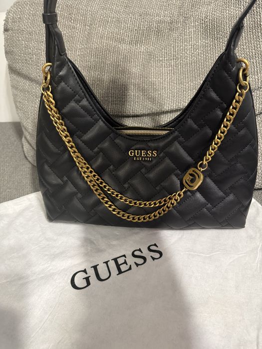 Дамска чанта Guess