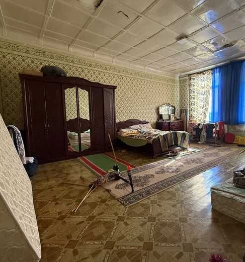 Продаю 2х комнатную 3эт /3эт Саракульская зал 7х7