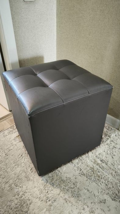 Пуфик для прихожей