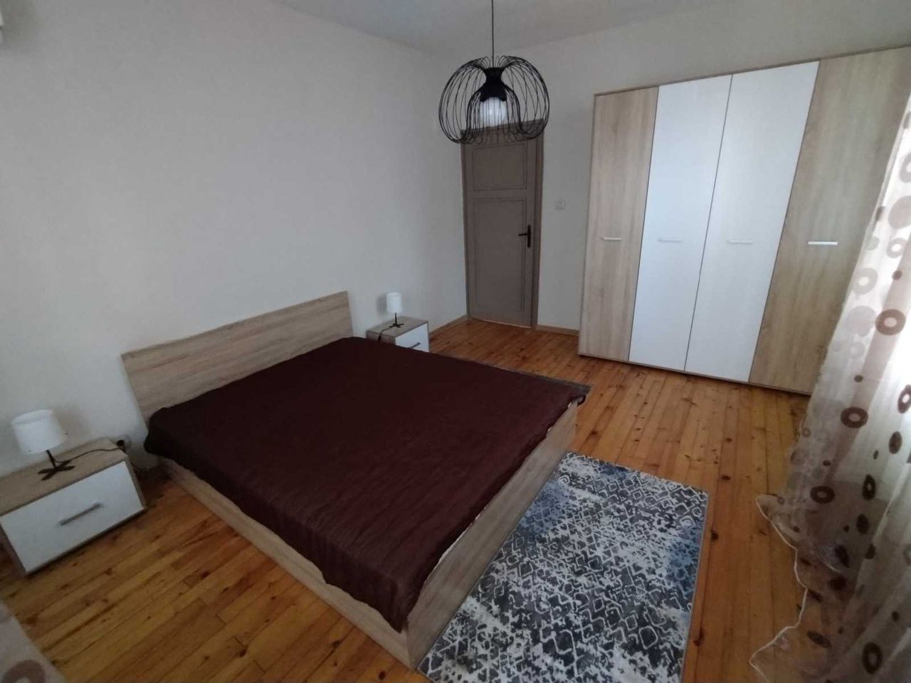 Дава се под наем Тристаен апартамент в София, Център - 63 кв.м за 650 € - Снимка #8