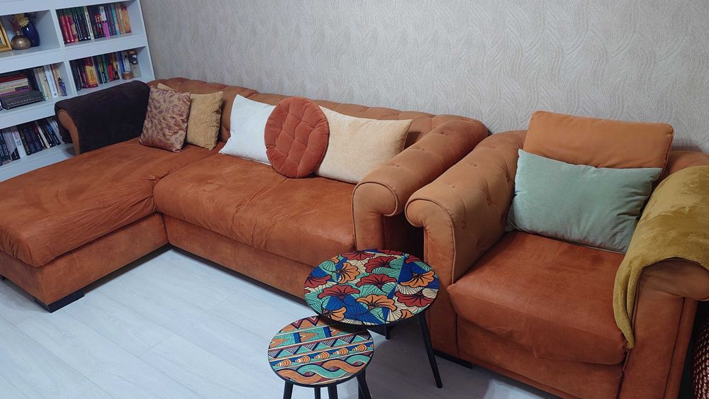 Avantajos, coltar si fotoliu Mobexpert, in stare excelenta!