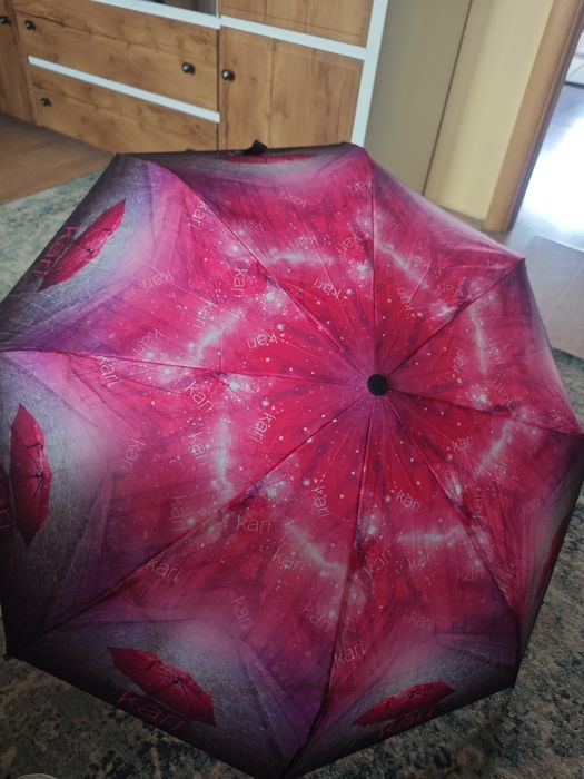 Зонт в идеальном состоянии