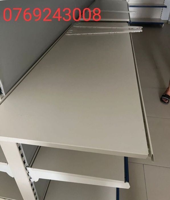 Rafturi la oferta