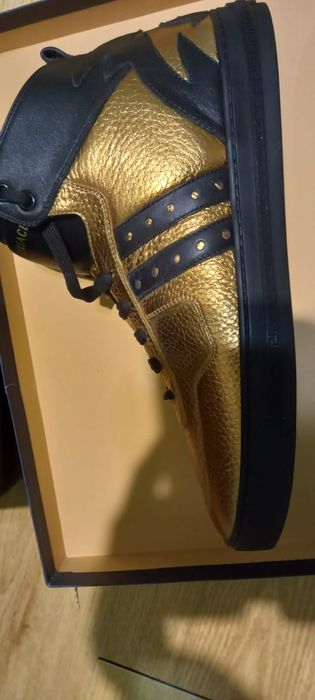 Vând ghete, Louis Vuitton, noi.