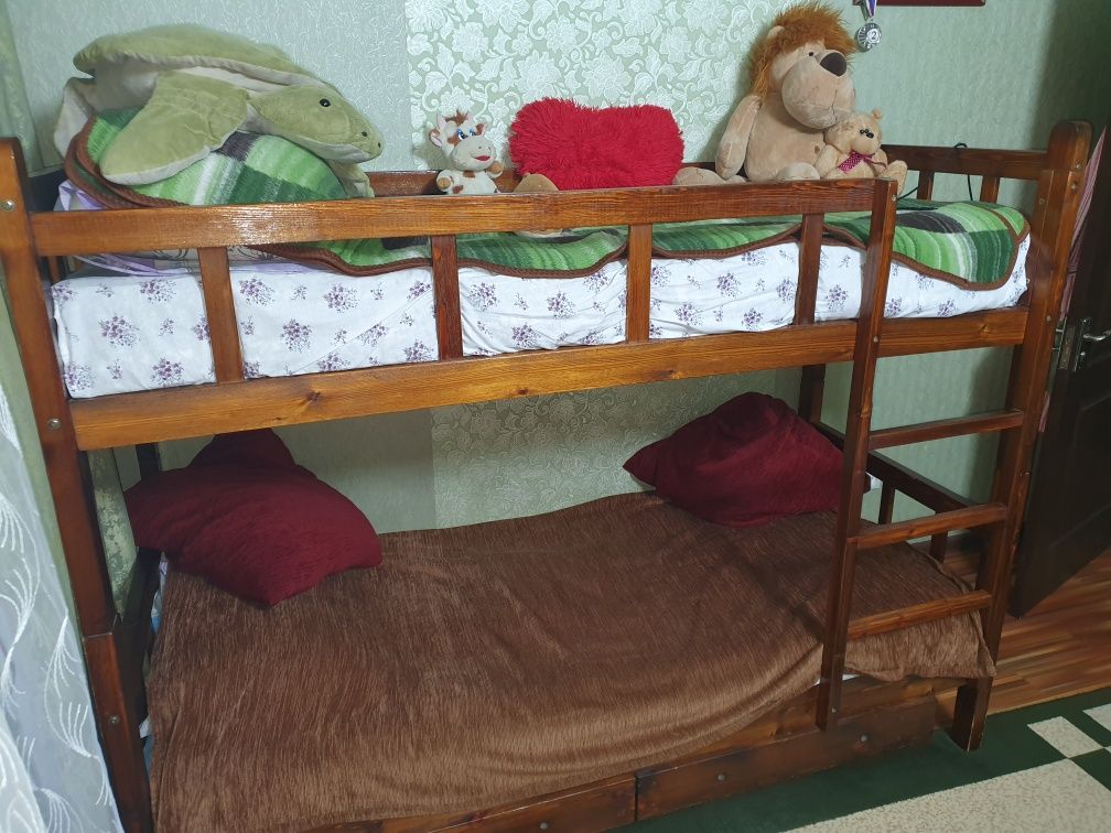 Продам Кровать для Милых Девочек и Мальчиков.Размер 190×82.См