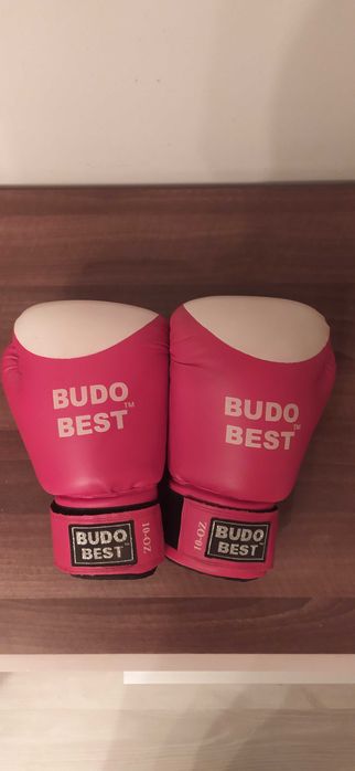 Mănusi de box in stare foarte buna