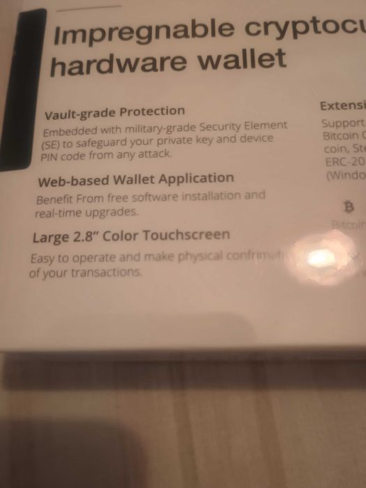 Хардуерен крипто портфейл / crypto wallet