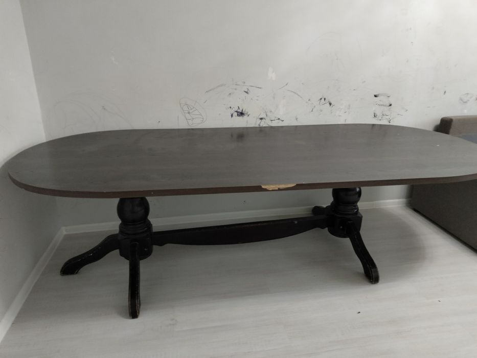 Продам стол дёшево