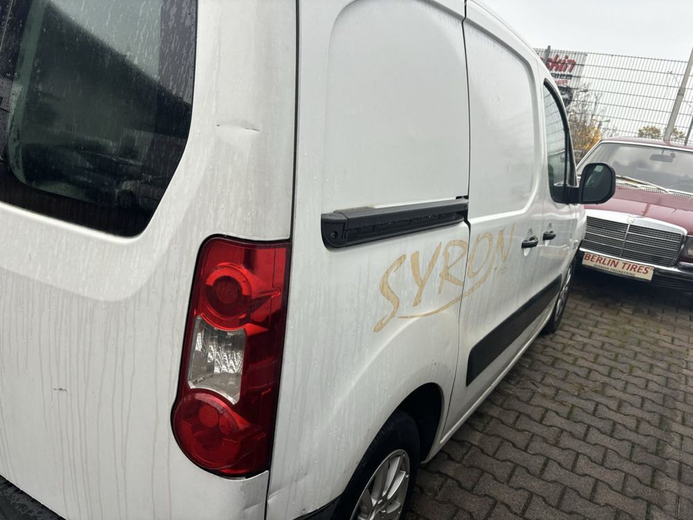 На части Citroen Berlingo 1.6hdi пикап мотор b8hsc 2009г