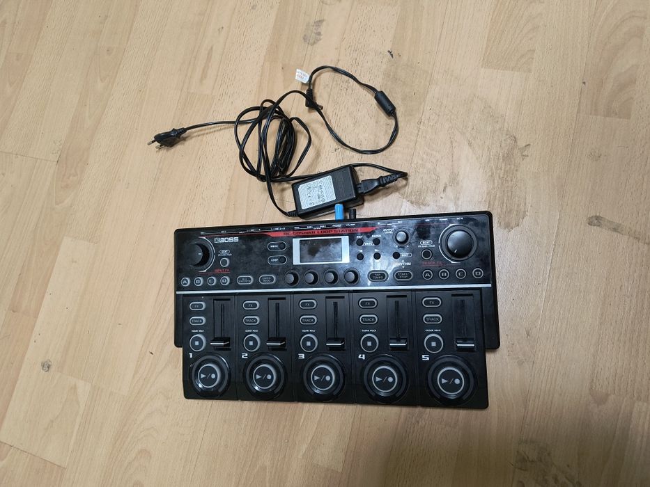 Boss RC-505 MKII looper